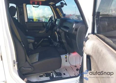 2016 Jeep Wrangler Unlimited Sport from USA, damaged, VIN 1C4BJWDG4GL118979